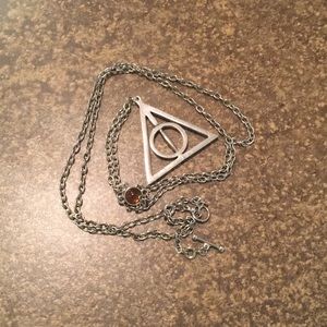 3/$100🎁 Harry Potter Deathly Hallows Necklace